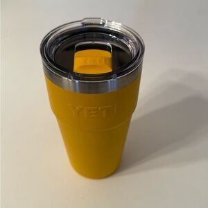 Yeti’s 16oz Pint Alpine Yellow W/matching Magslide